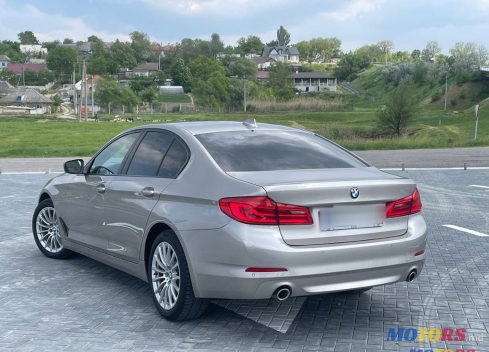 2017' BMW 5 Series G30 photo #6