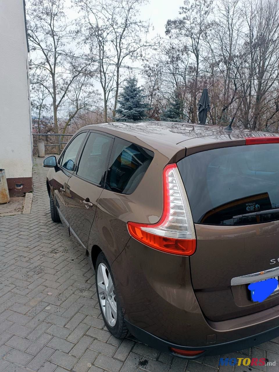 2012' Renault Grand Scenic photo #3