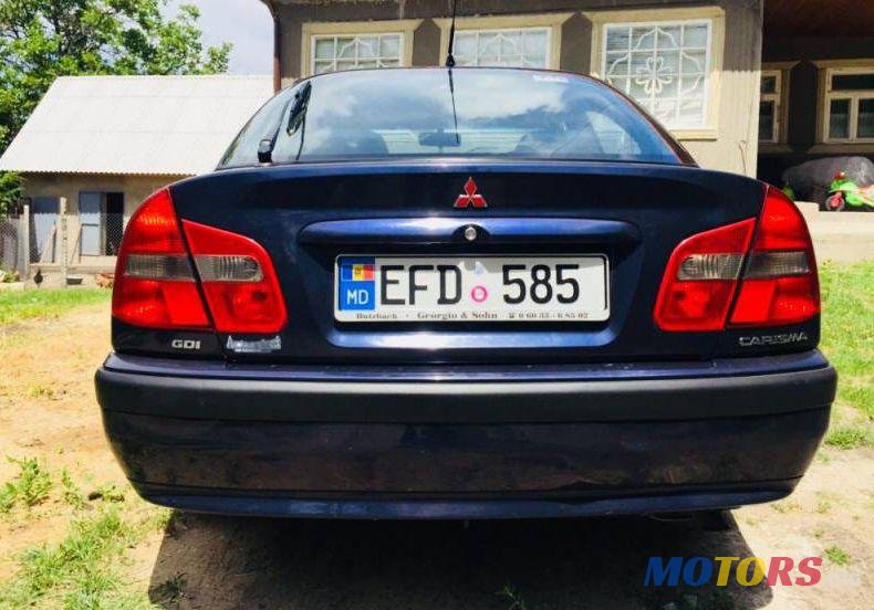 2000' Mitsubishi Carisma photo #1