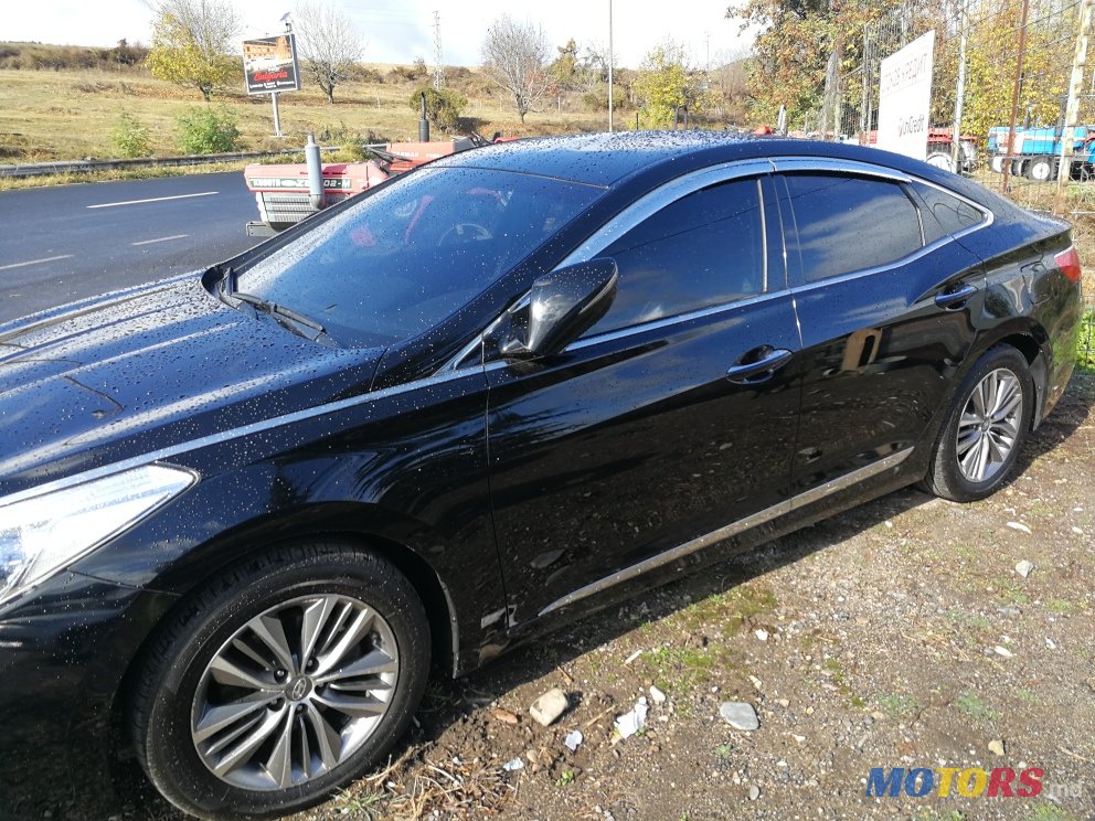 2015' Hyundai Grandeur photo #3