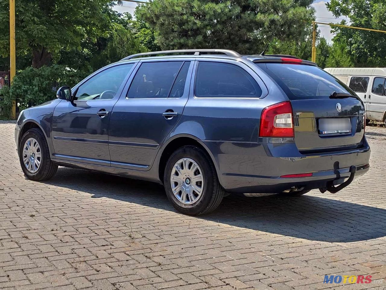 2009' Skoda Octavia photo #3