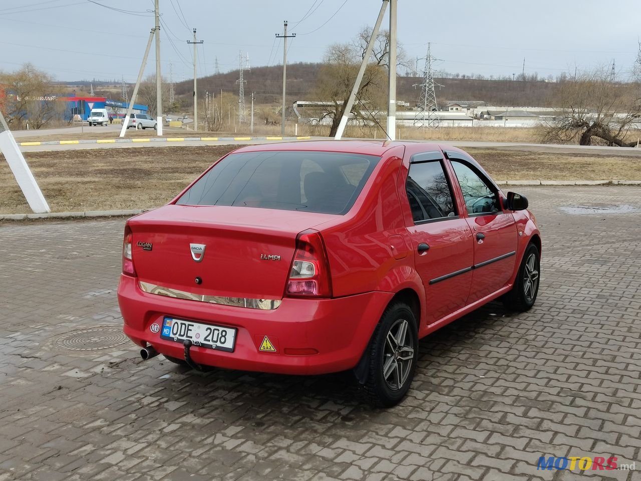 2009' Dacia Logan photo #2