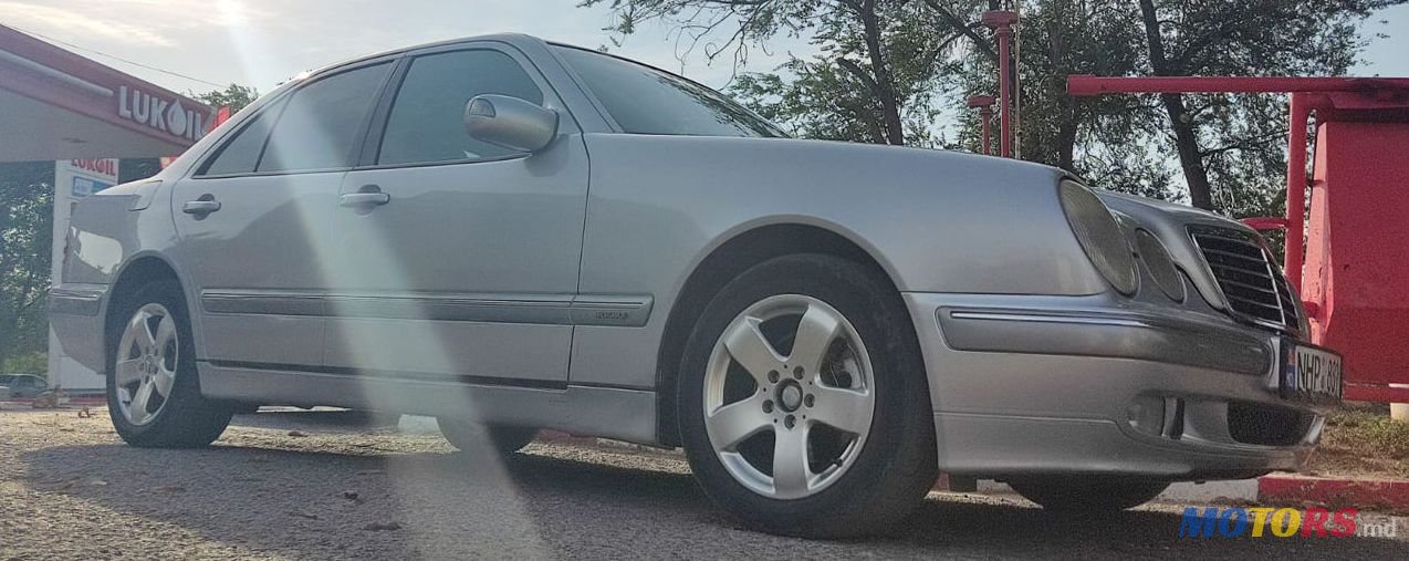 2001' Mercedes-Benz E Класс photo #2