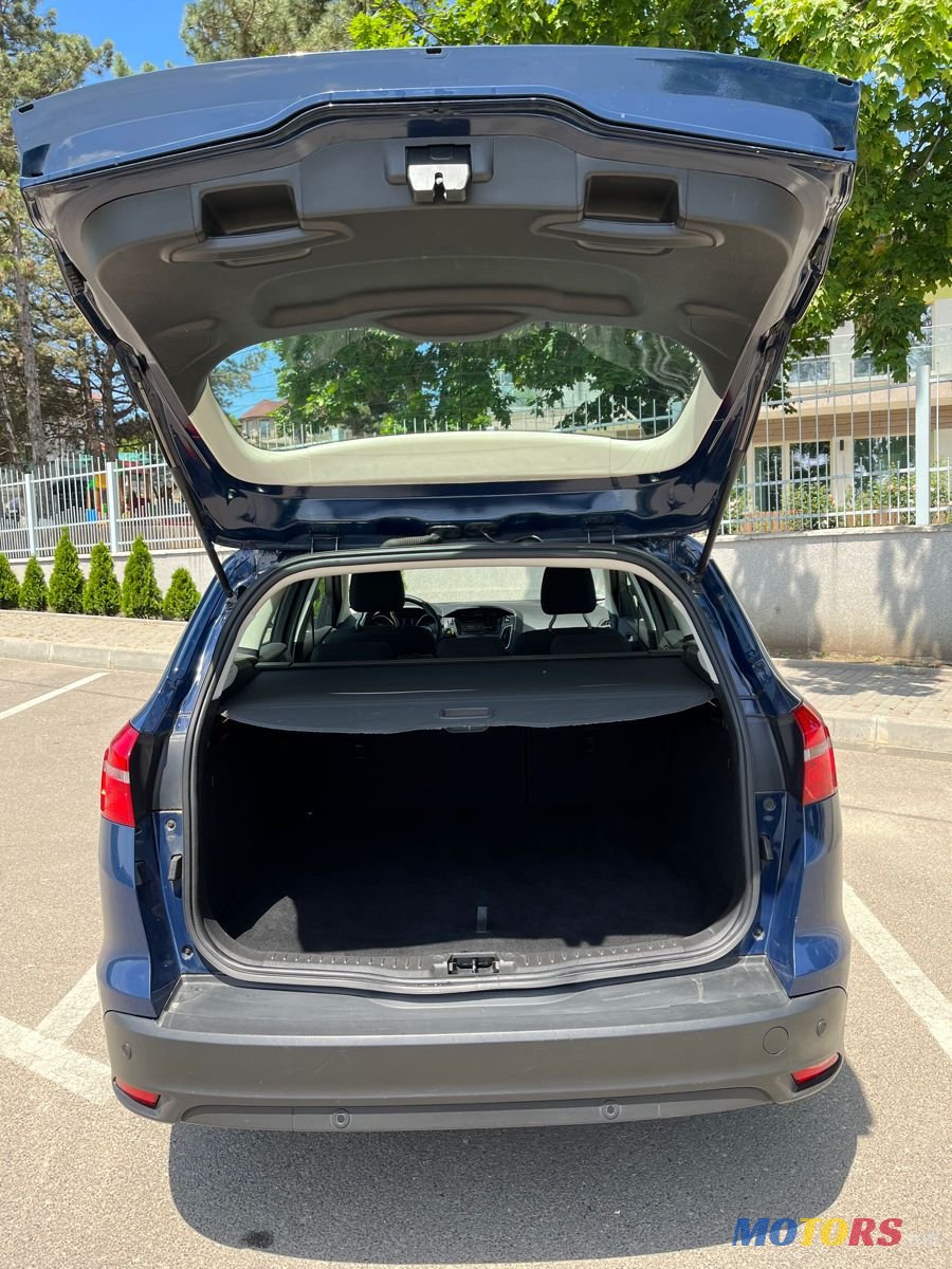 2016' Ford Focus photo #3