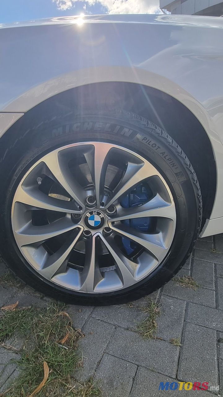 2016' BMW 5 Series photo #5