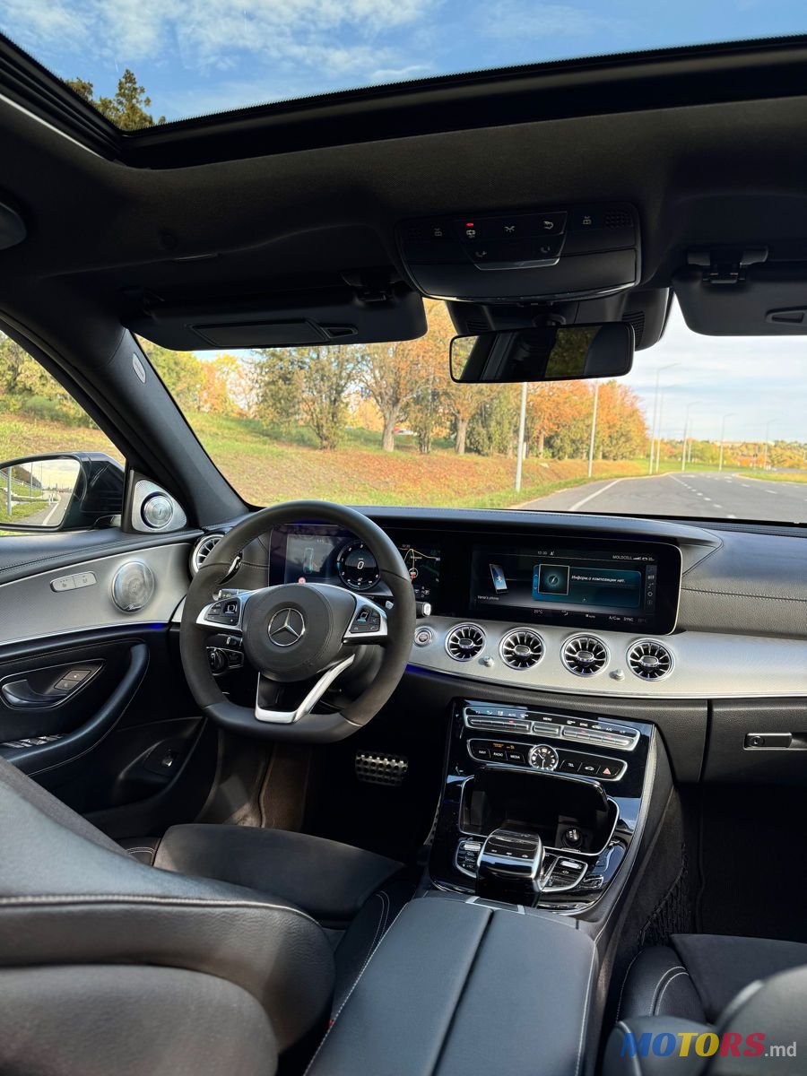 2017' Mercedes-Benz E-Class photo #6