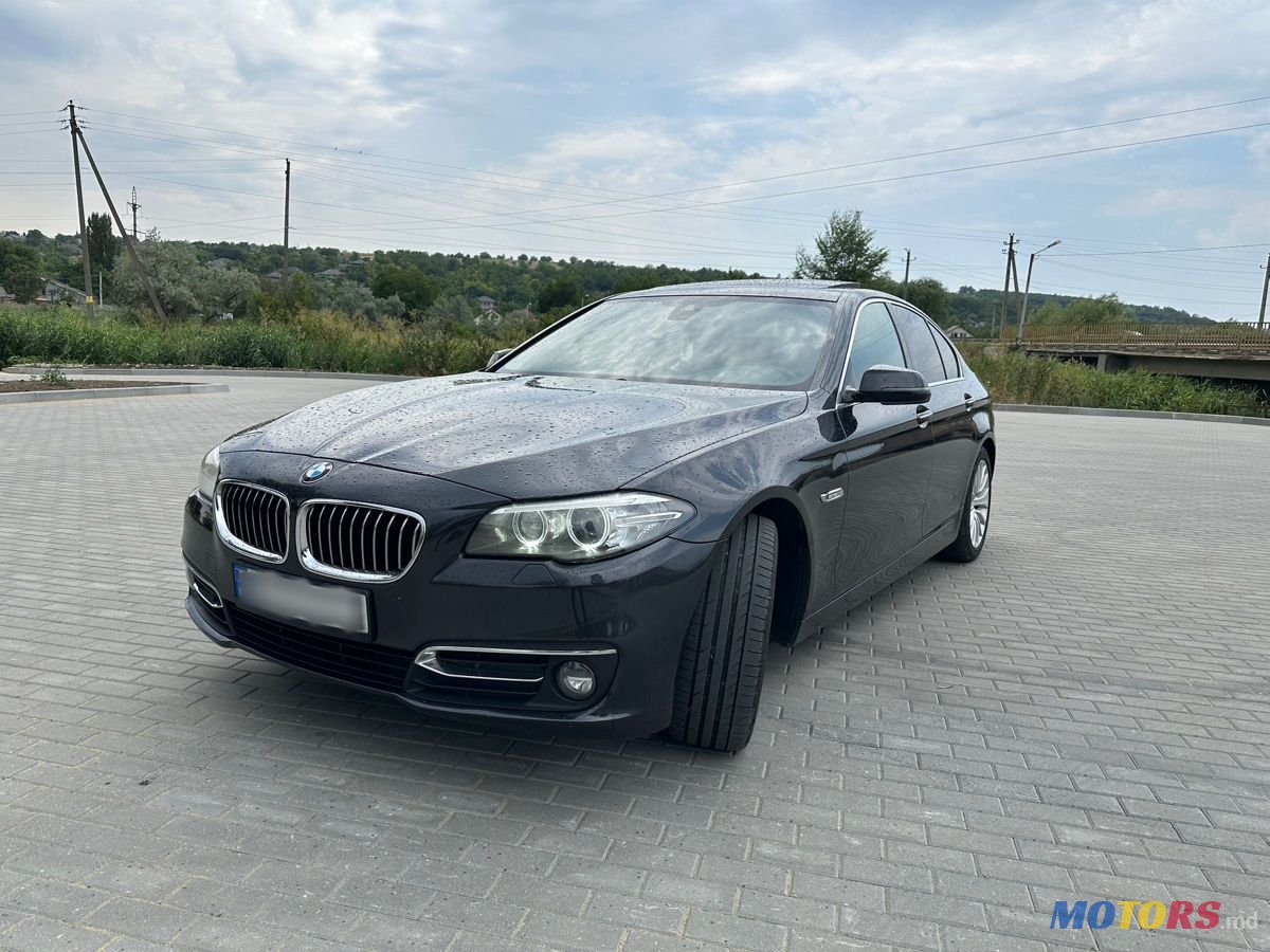 2016' BMW 5 Series photo #2