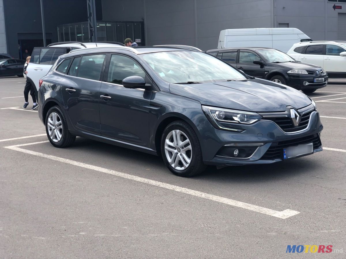 2019' Renault Megane photo #1
