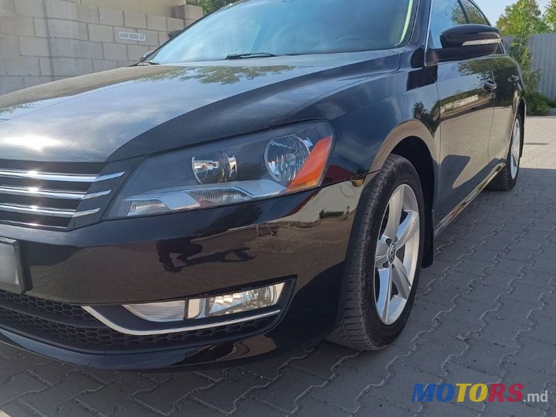 2015' Volkswagen Passat photo #3