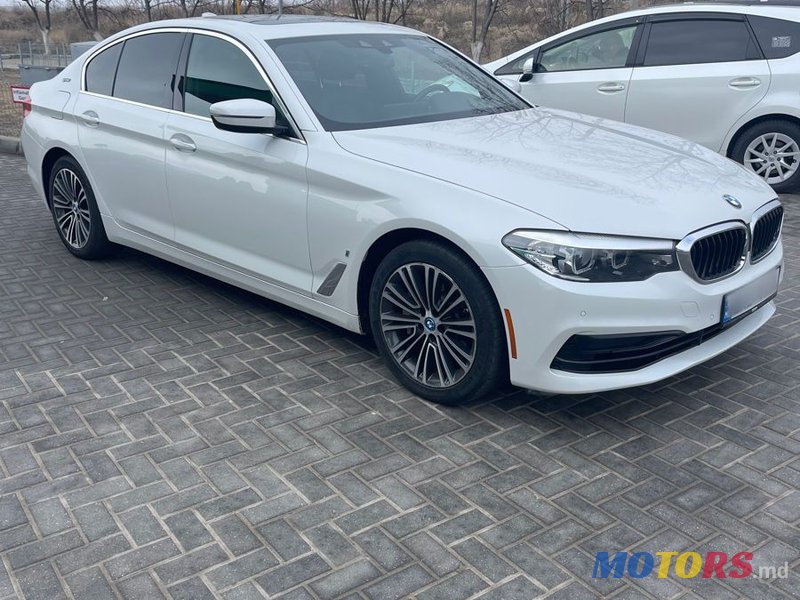 2018' BMW 5 Series photo #4