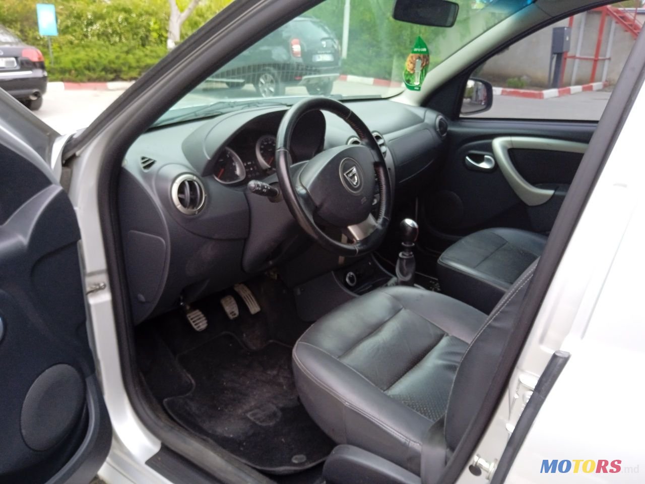 2013' Dacia Duster photo #6