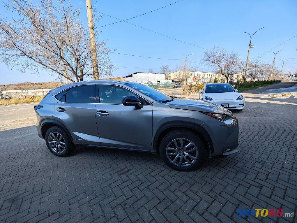 2015' Lexus Nx Series photo #2