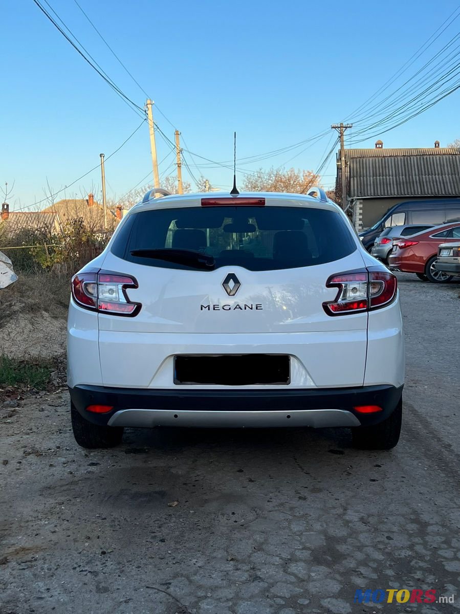 2015' Renault Megane photo #2