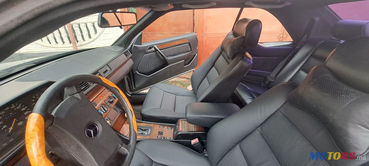 1991' Mercedes-Benz E-Class photo #6