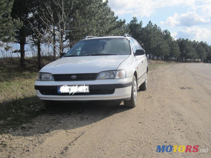 1994' Toyota Carina photo #1