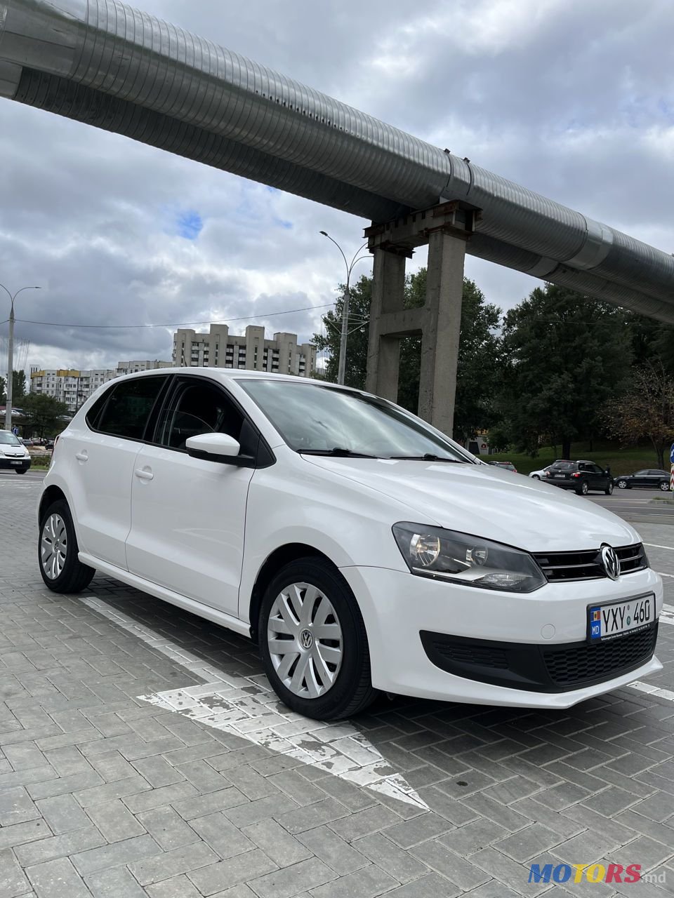 2014' Volkswagen Polo photo #1