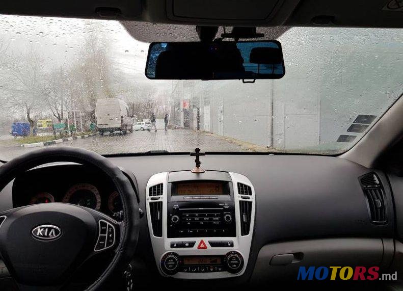 2008' Kia Cee'D photo #2