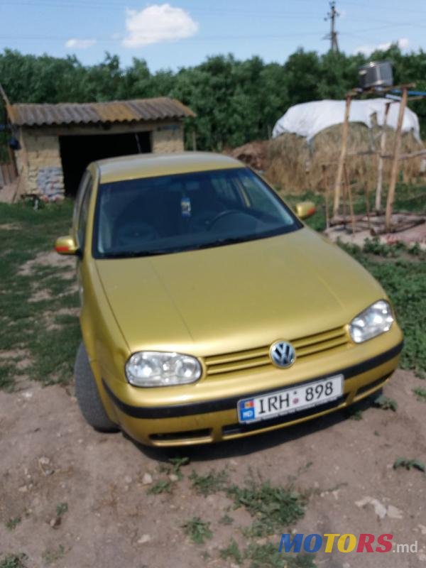 2000' Volkswagen Golf photo #1