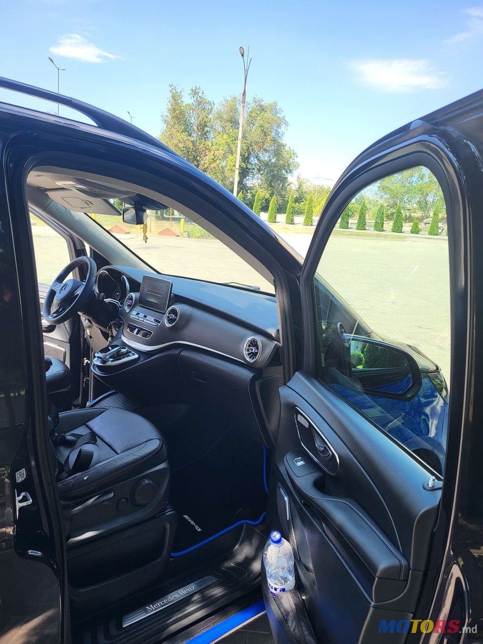 2017' Mercedes-Benz V-Class photo #5