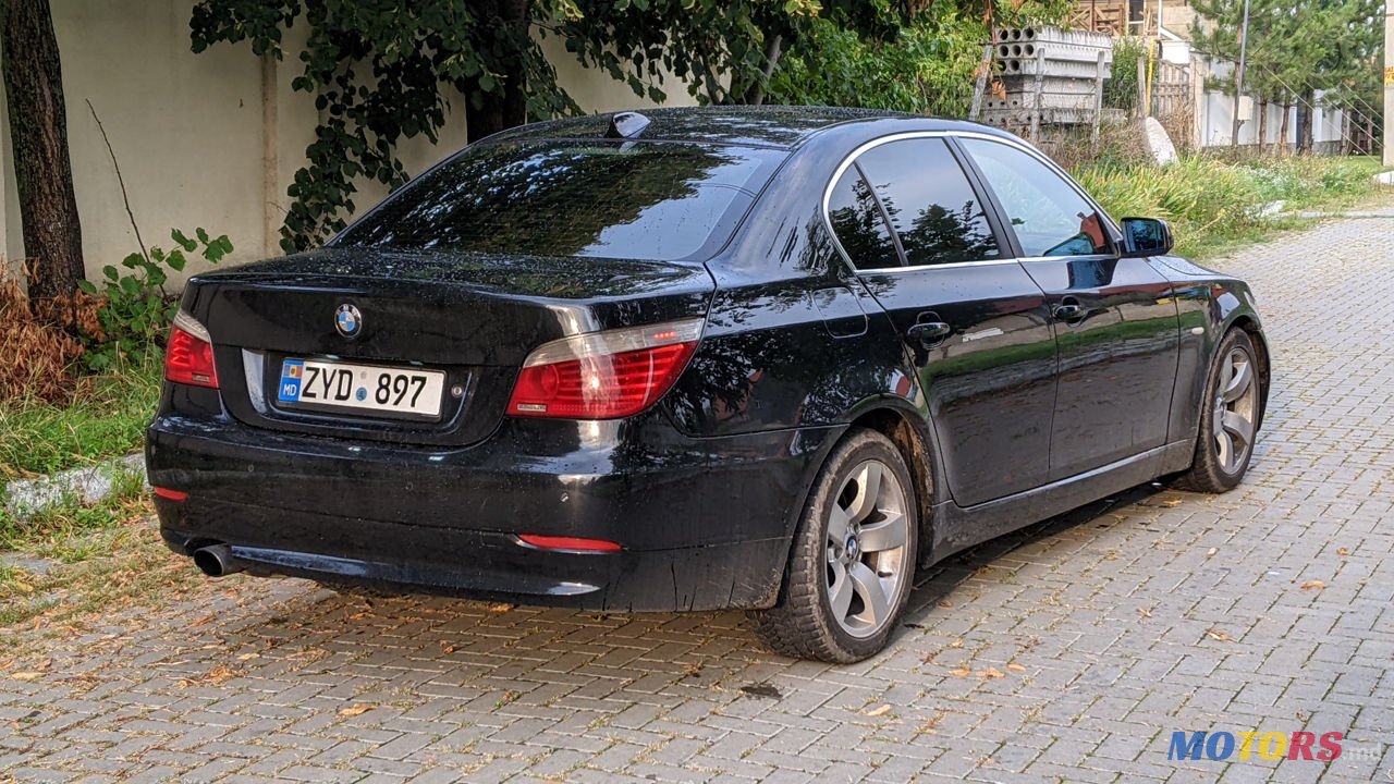 2008' BMW 5 Series photo #6