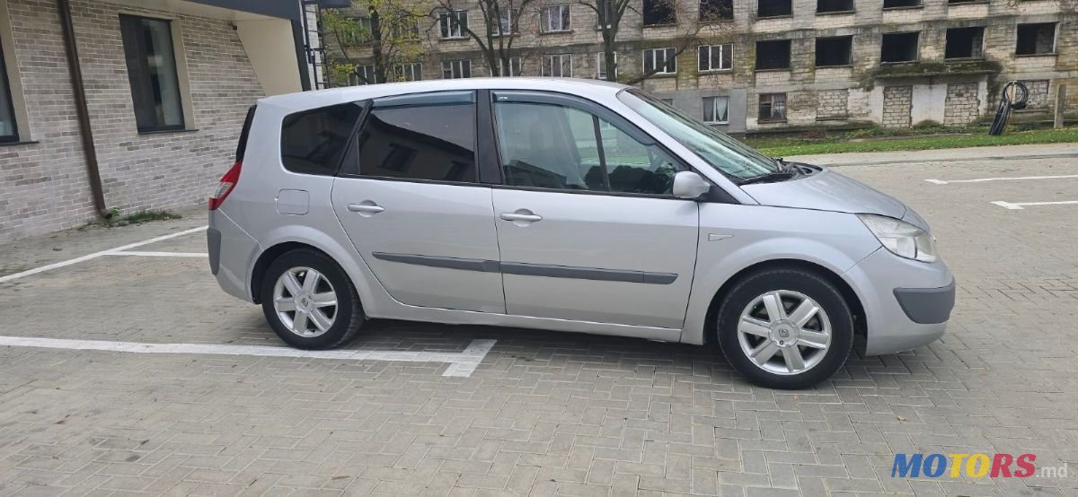 2006' Renault Grand Scenic photo #5