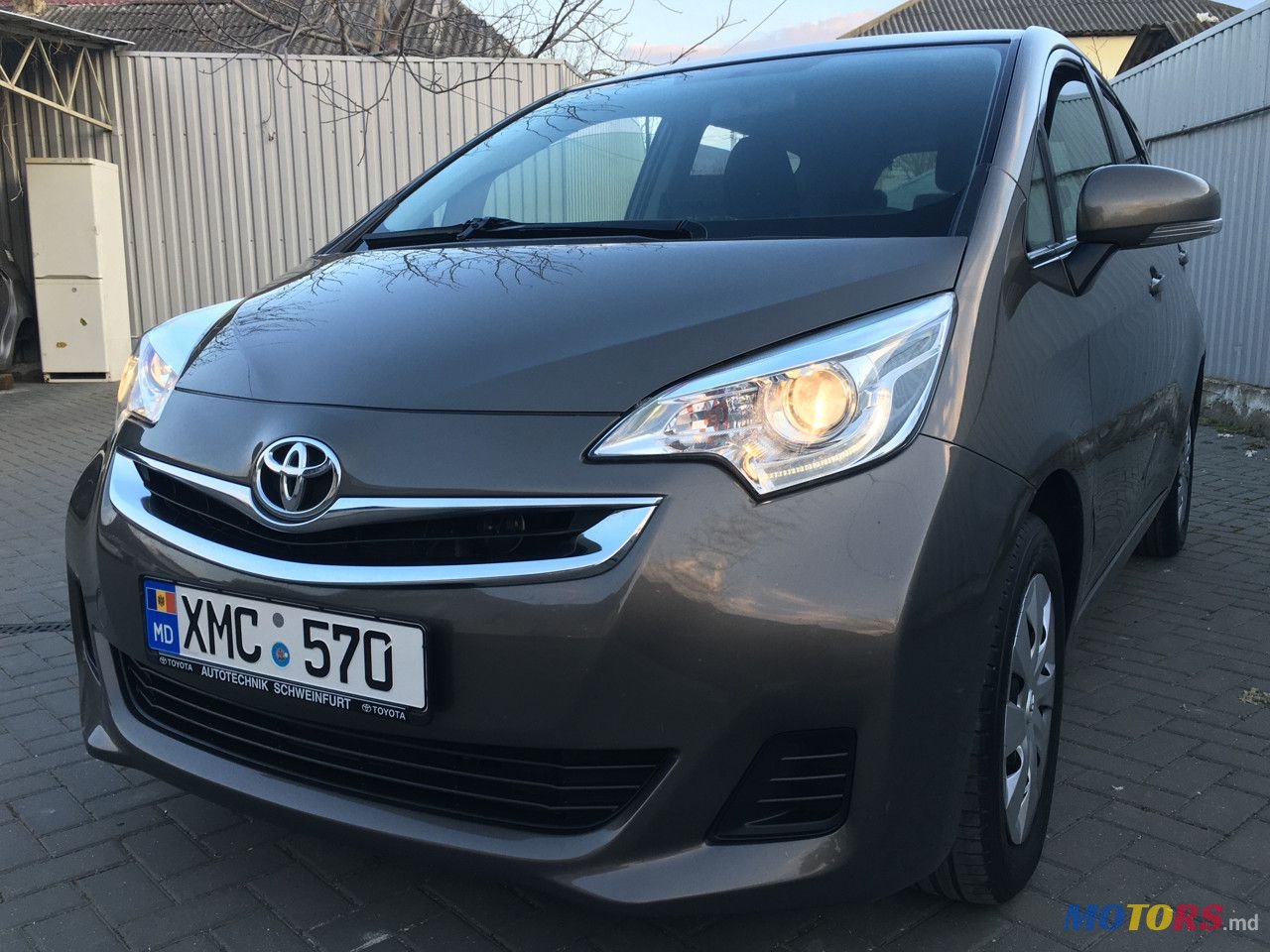 2015' Toyota Verso S photo #2