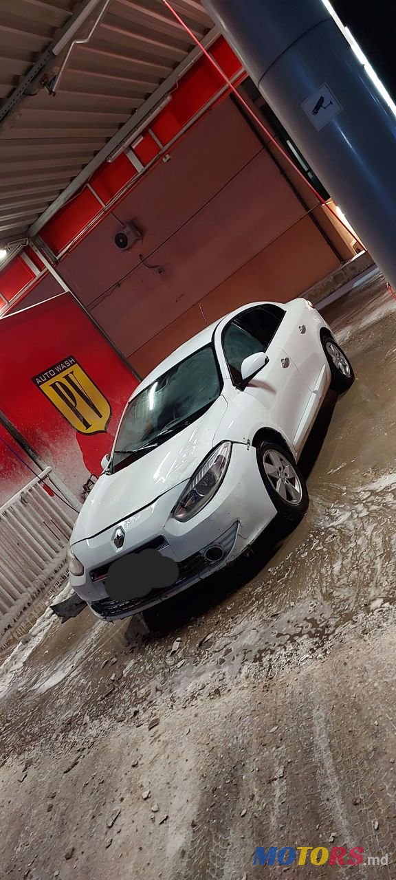 2010' Renault Fluence photo #6