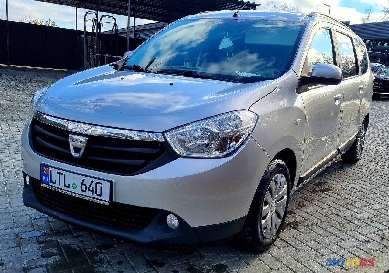 2014' Dacia Lodgy photo #1
