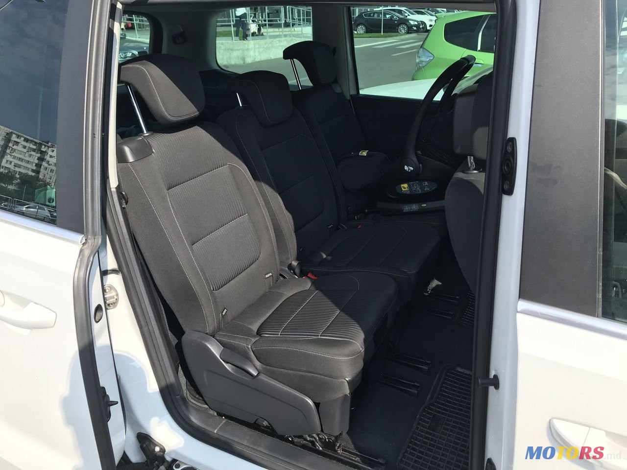 2014' SEAT Alhambra photo #4