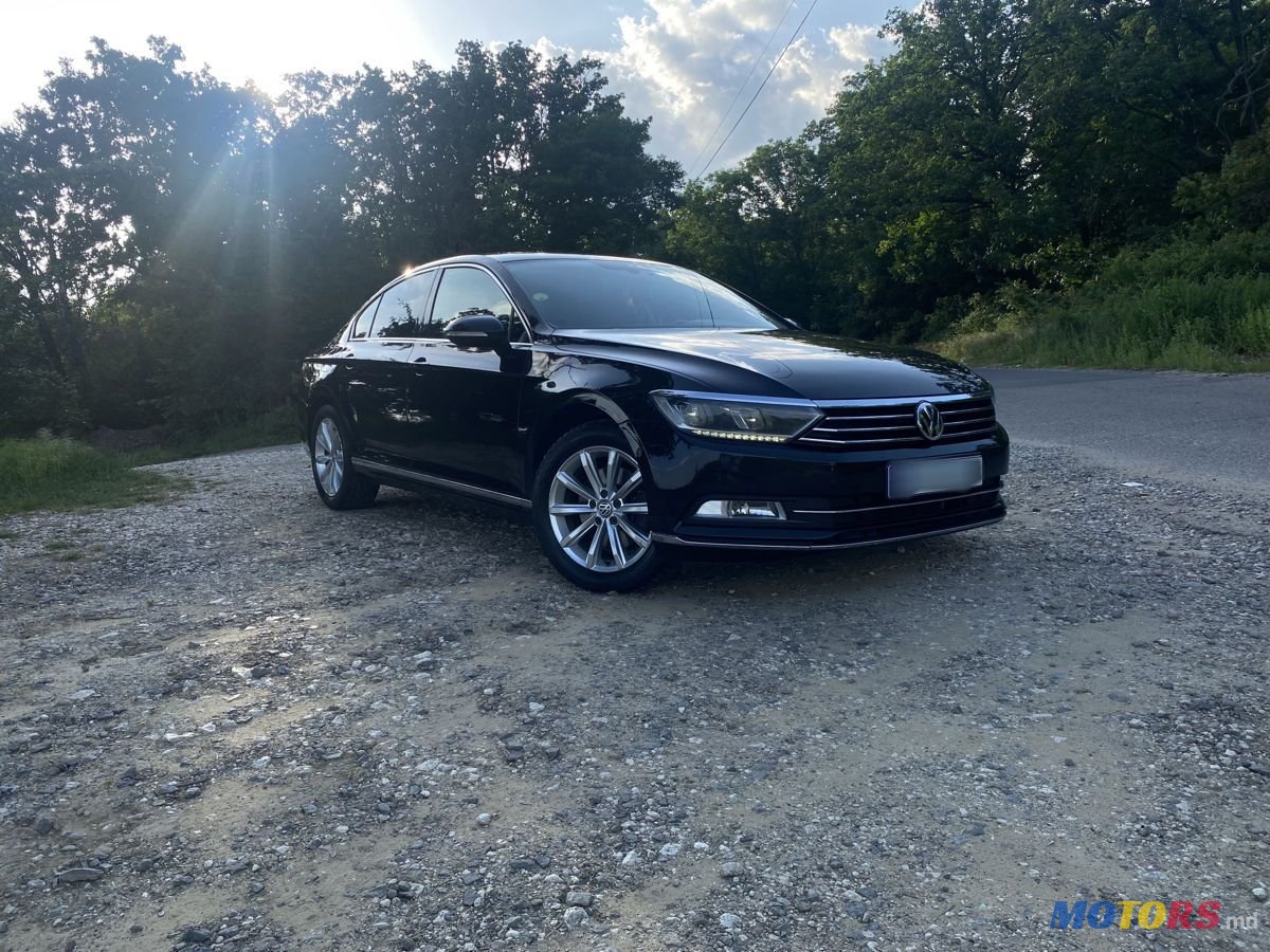 2017' Volkswagen Passat photo #5