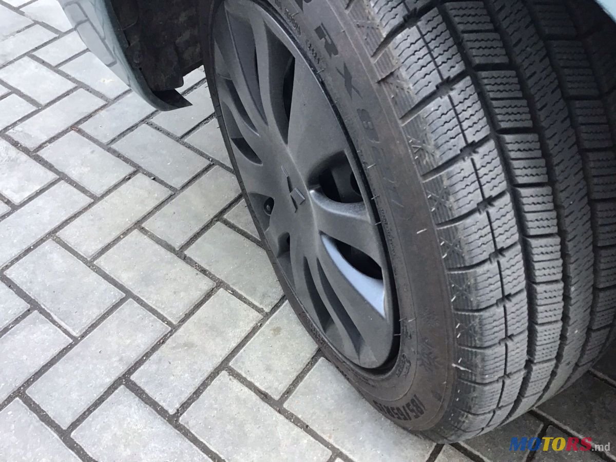 2008' Mitsubishi Lancer photo #6