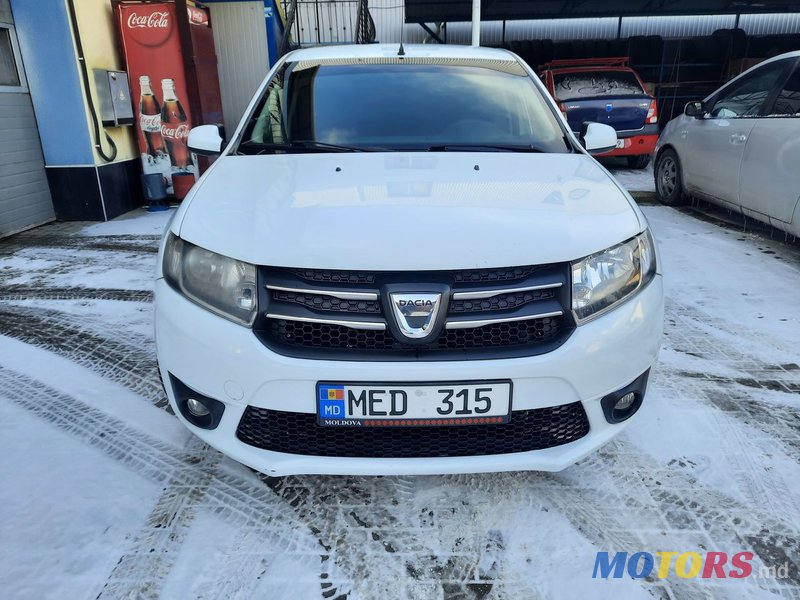 2013' Dacia Logan photo #3