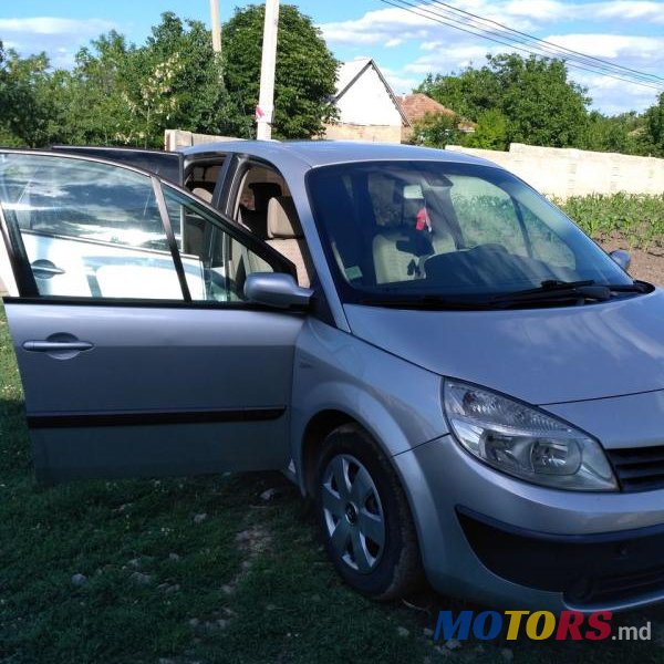 2006' Renault Scenic photo #2