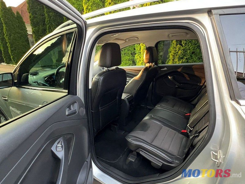 2013' Ford Kuga photo #4