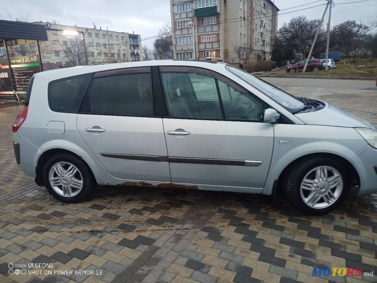 2004' Renault Grand Scenic photo #3