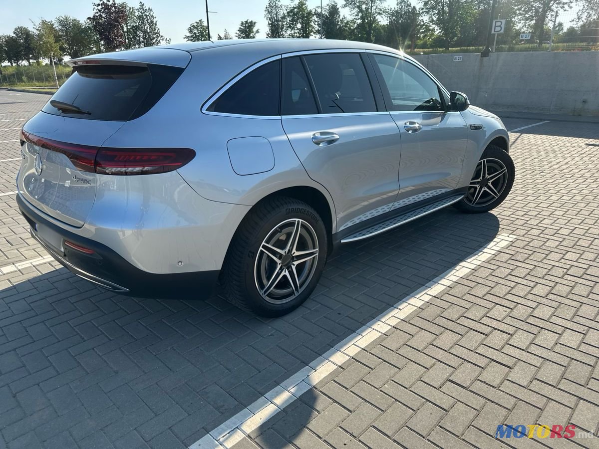2019' Mercedes-Benz EQC photo #4
