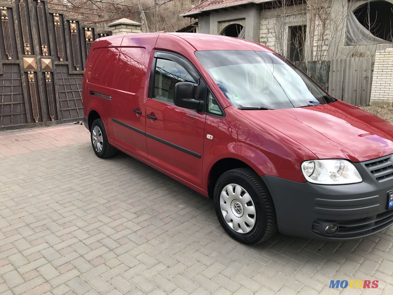 2010' Volkswagen Caddy photo #3