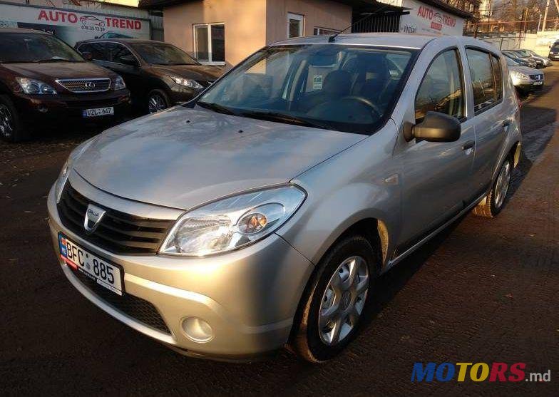2010' Dacia Sandero photo #1
