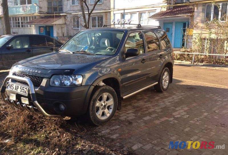 2004' Ford Maverick photo #2