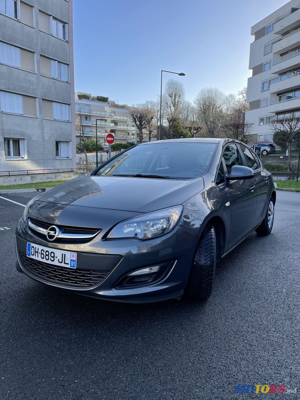 2014' Opel Astra photo #2