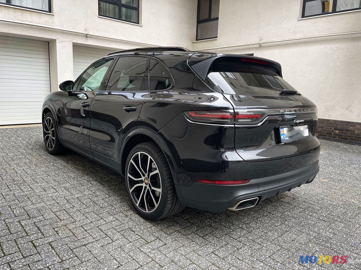 2018' Porsche Cayenne photo #5