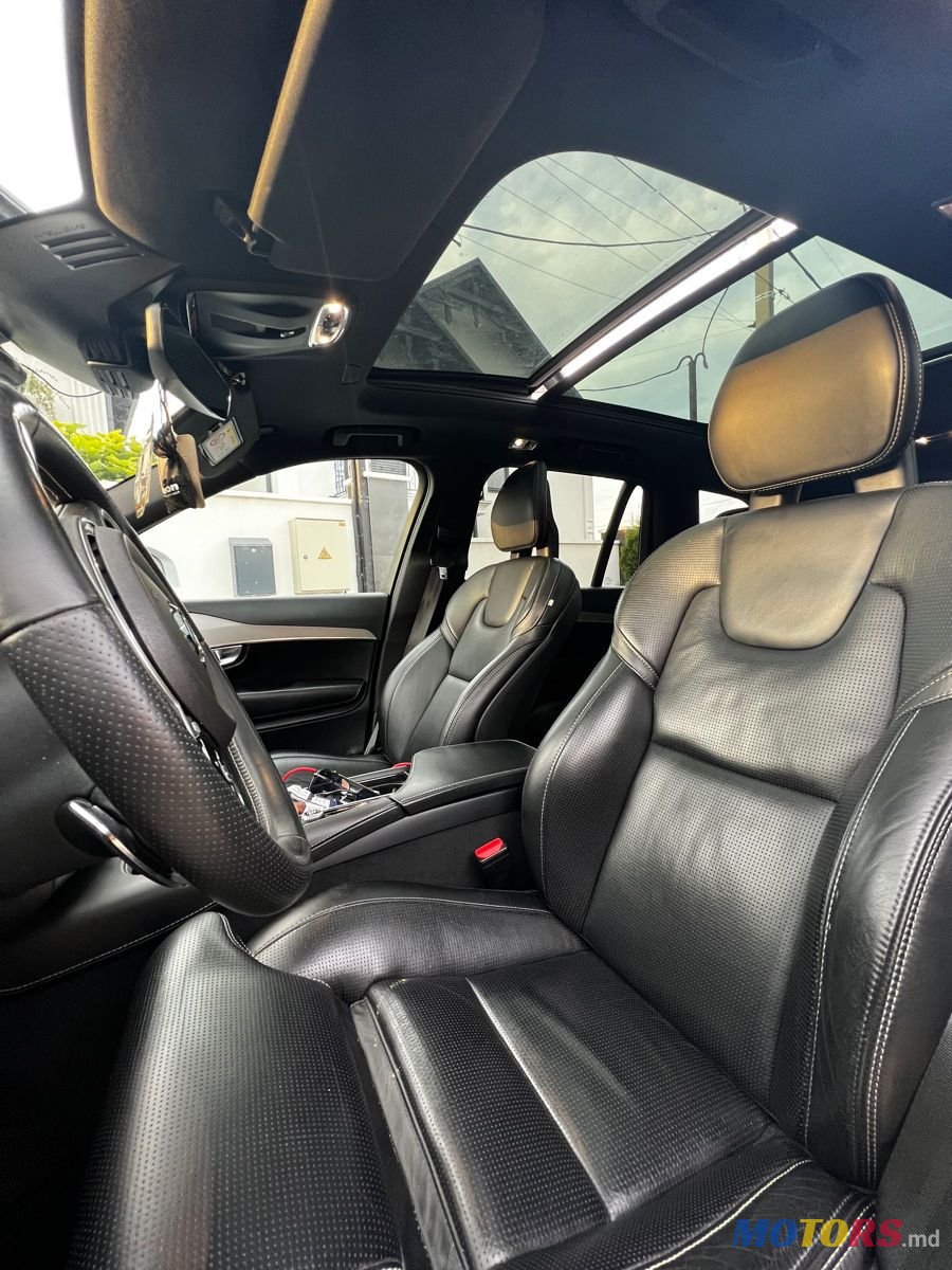2017' Volvo XC90 photo #6