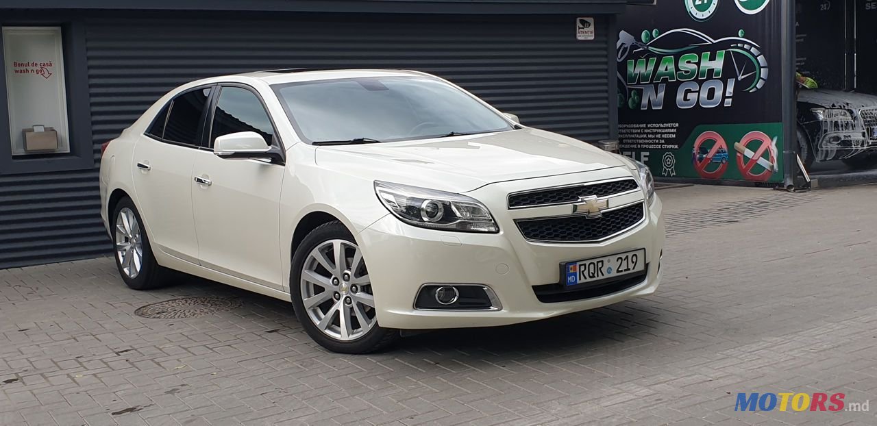 2012' Chevrolet Malibu photo #2