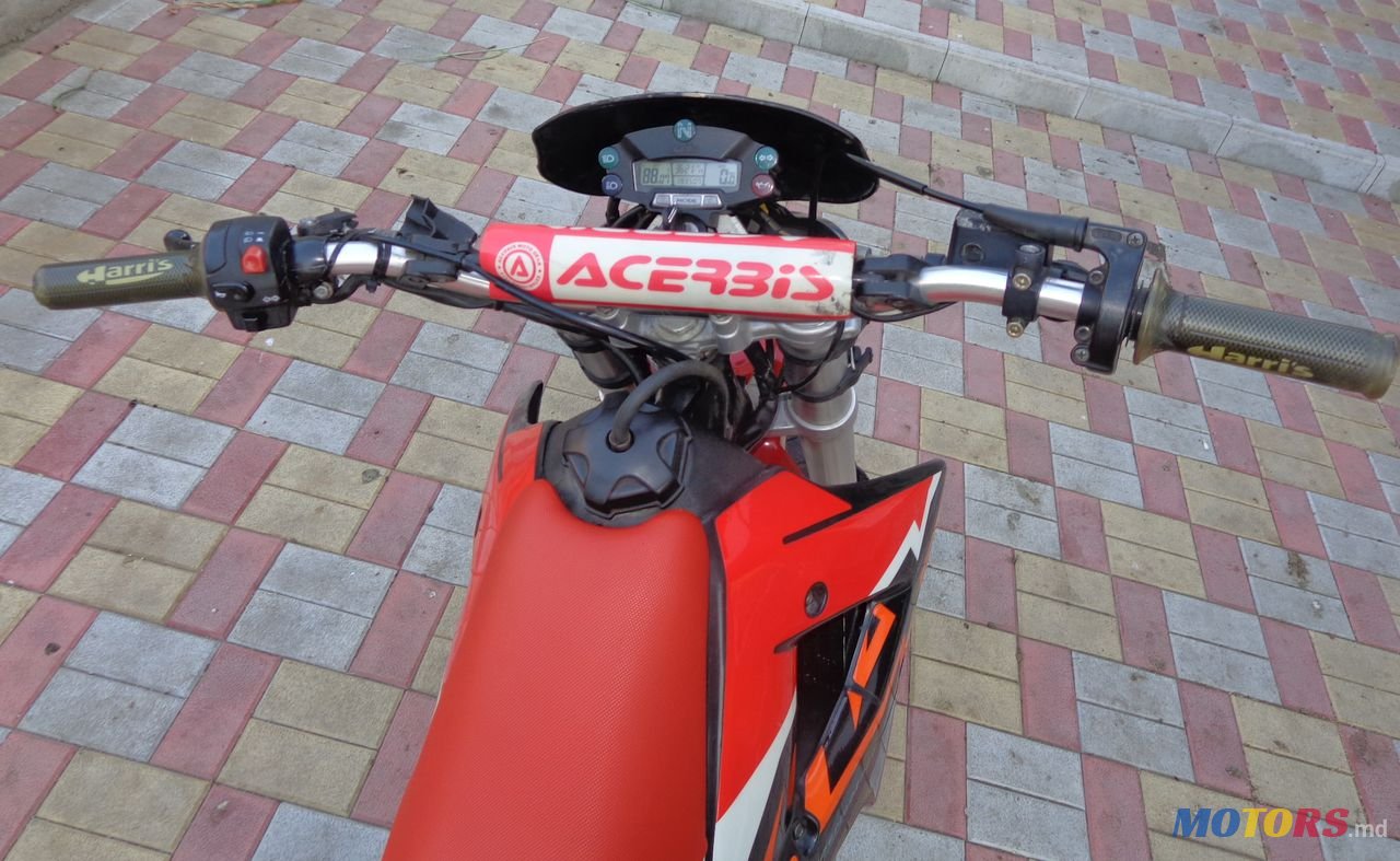 2004' Aprilia 125 photo #3