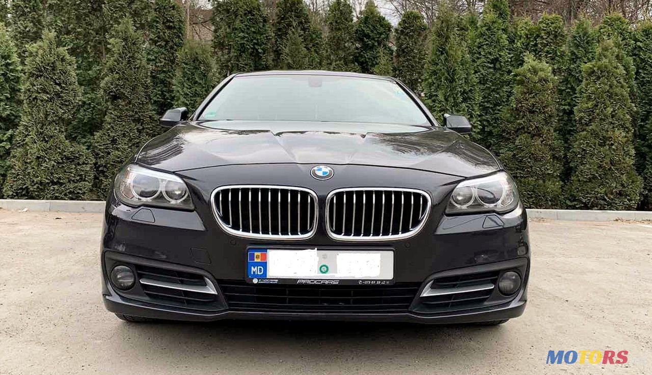2015' BMW 5 Series photo #4