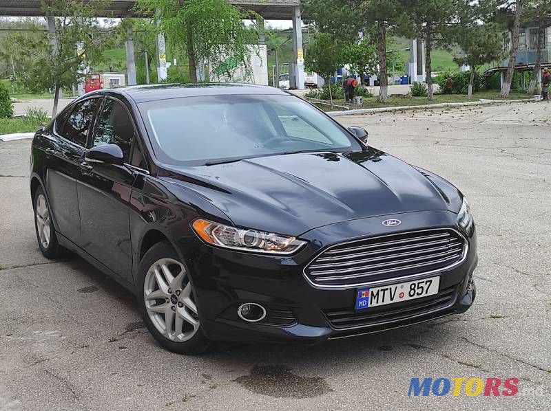 2013' Ford Fusion photo #5