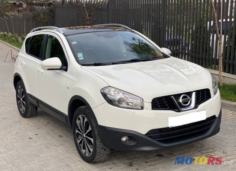 2011' Nissan Qashqai photo #2