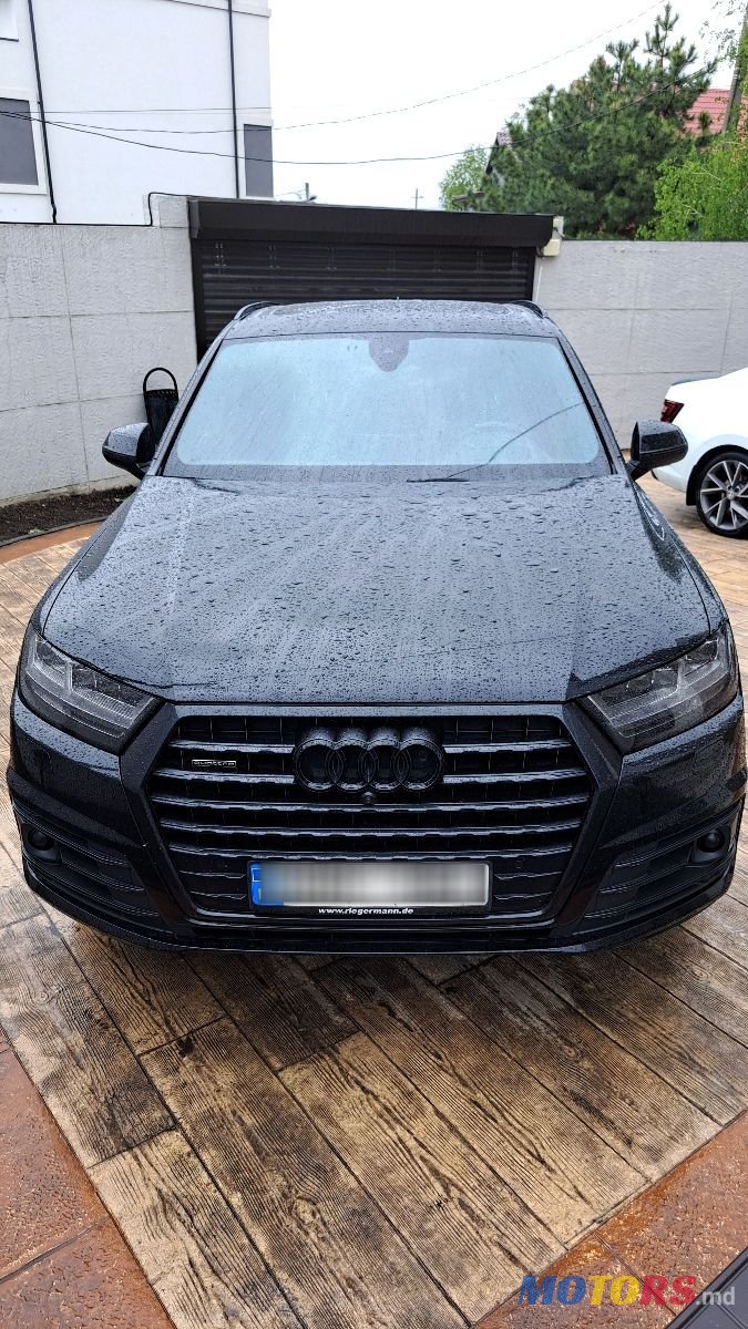 2016' Audi Q7 photo #1