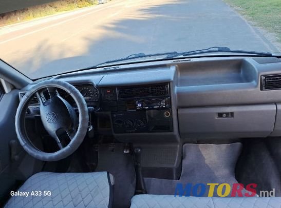 1998' Volkswagen Transporter photo #4
