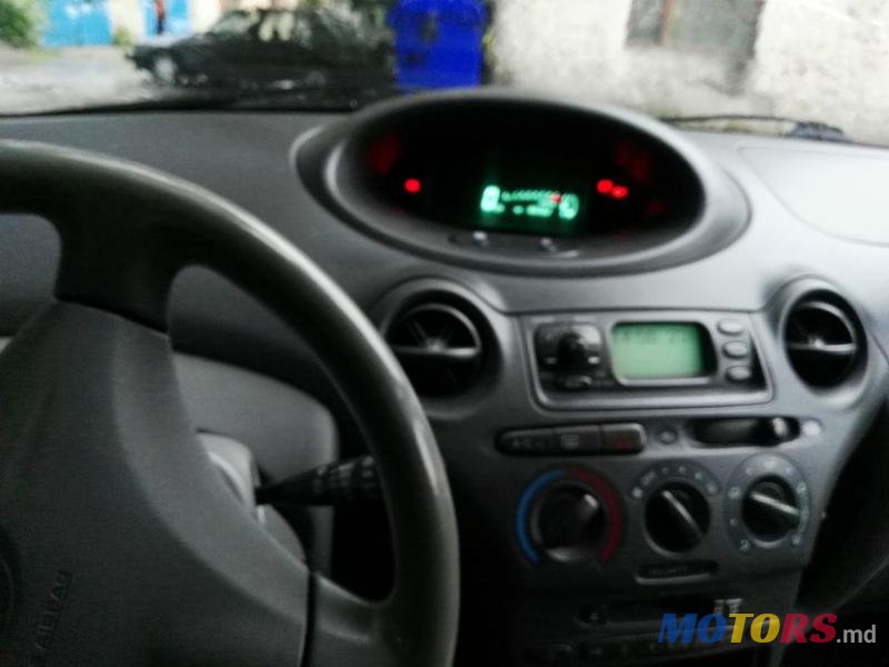 1999' Toyota Yaris photo #1